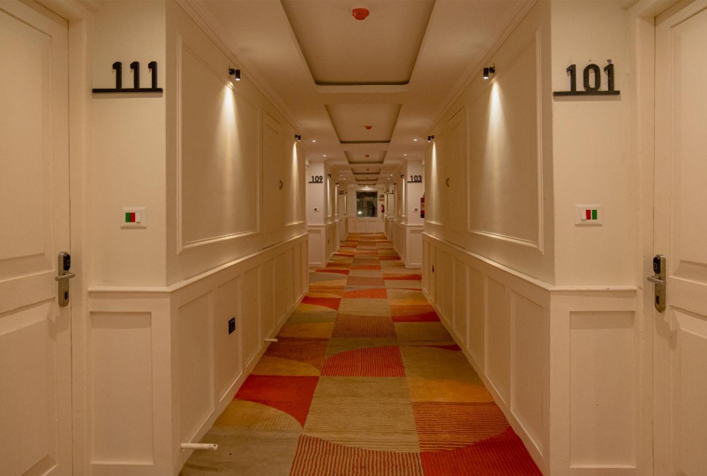Hotel El Castello 레 외부 사진
