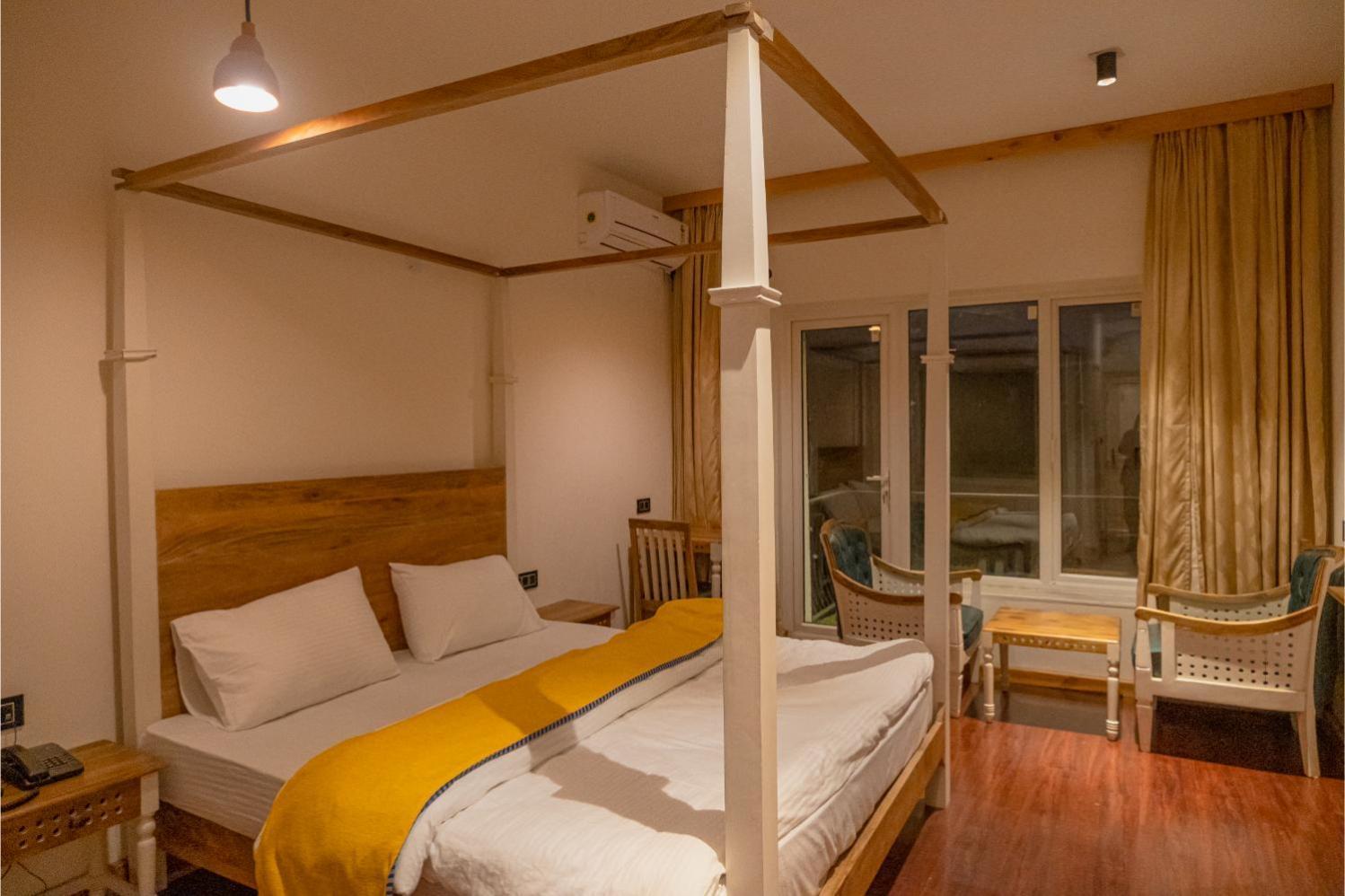 Hotel El Castello 레 외부 사진