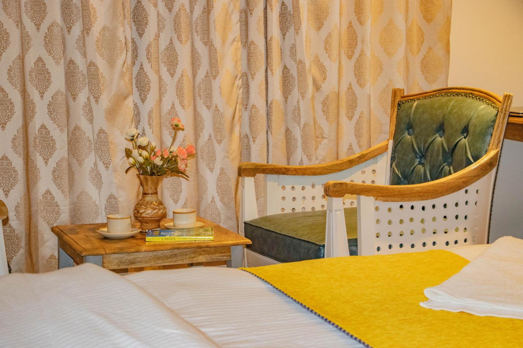 Hotel El Castello 레 외부 사진