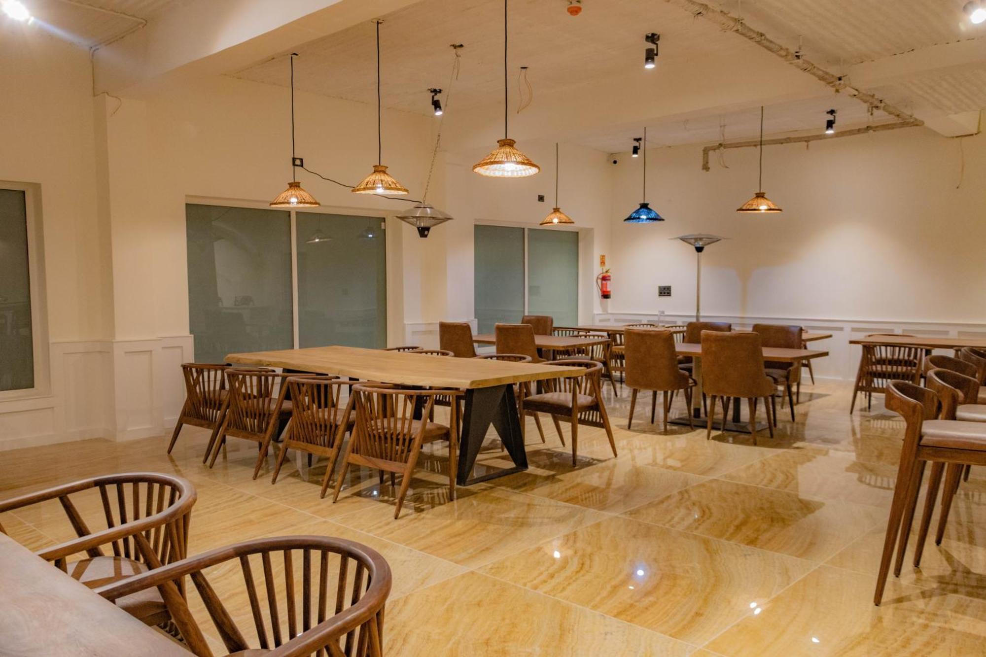 Hotel El Castello 레 외부 사진